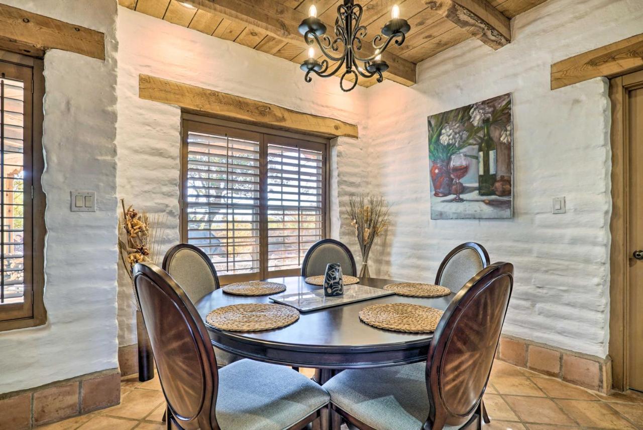 Las Cruces Home La Casa Blanca With Courtyard Экстерьер фото