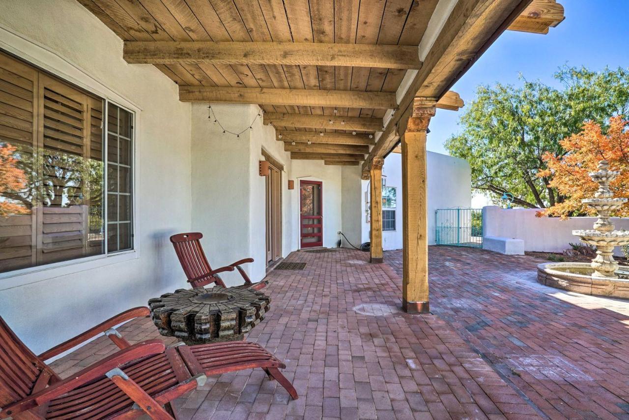 Las Cruces Home La Casa Blanca With Courtyard Экстерьер фото